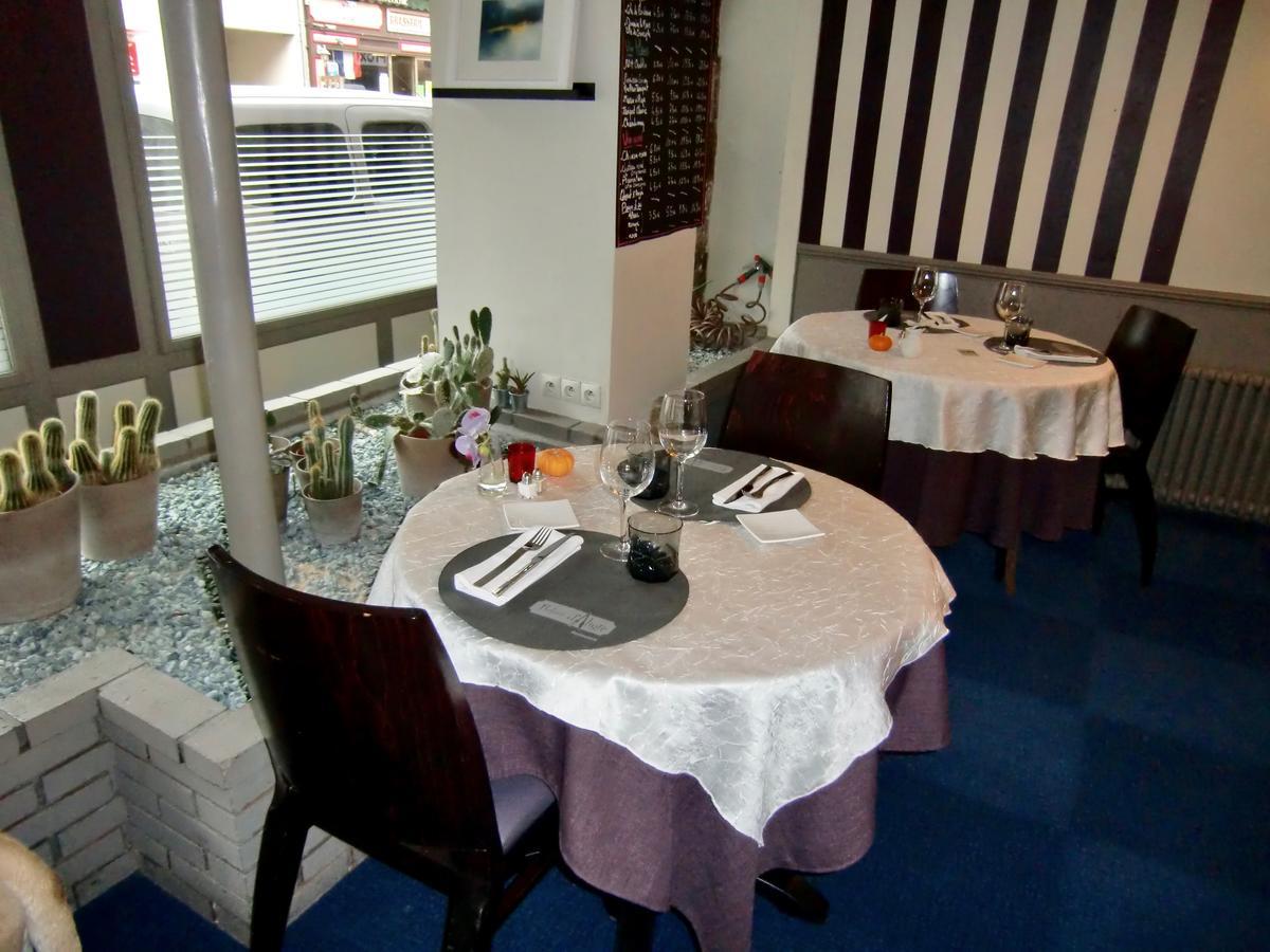 Logis Hotel-Restaurant Le Relais D'Aligre Châteauneuf-en-Thymerais Eksteriør bilde