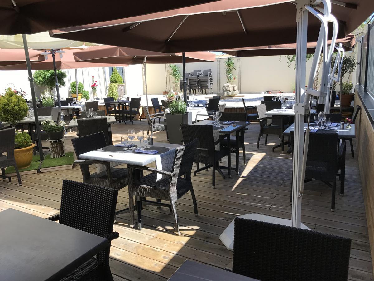 Logis Hotel-Restaurant Le Relais D'Aligre Châteauneuf-en-Thymerais Eksteriør bilde